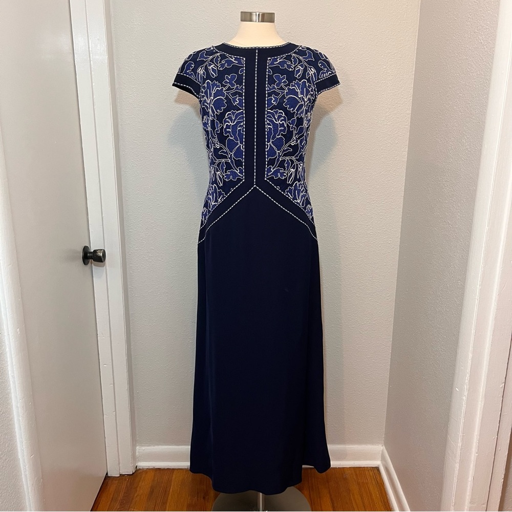 Tadashi Shoji Navy and White Embroidered Long Dress Gown Size 12